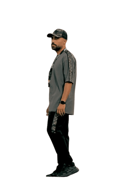 المدرب